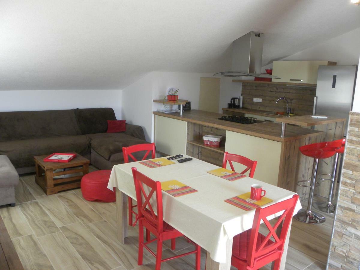 Anka Strman Apartamento Makarska Exterior foto