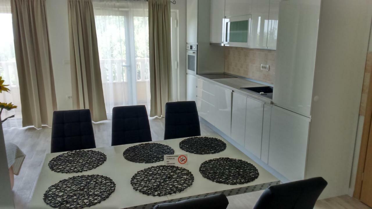 Anka Strman Apartamento Makarska Exterior foto
