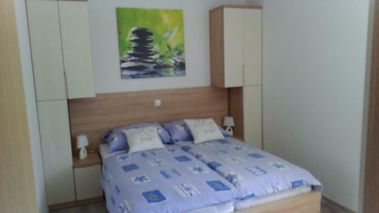 Anka Strman Apartamento Makarska Exterior foto